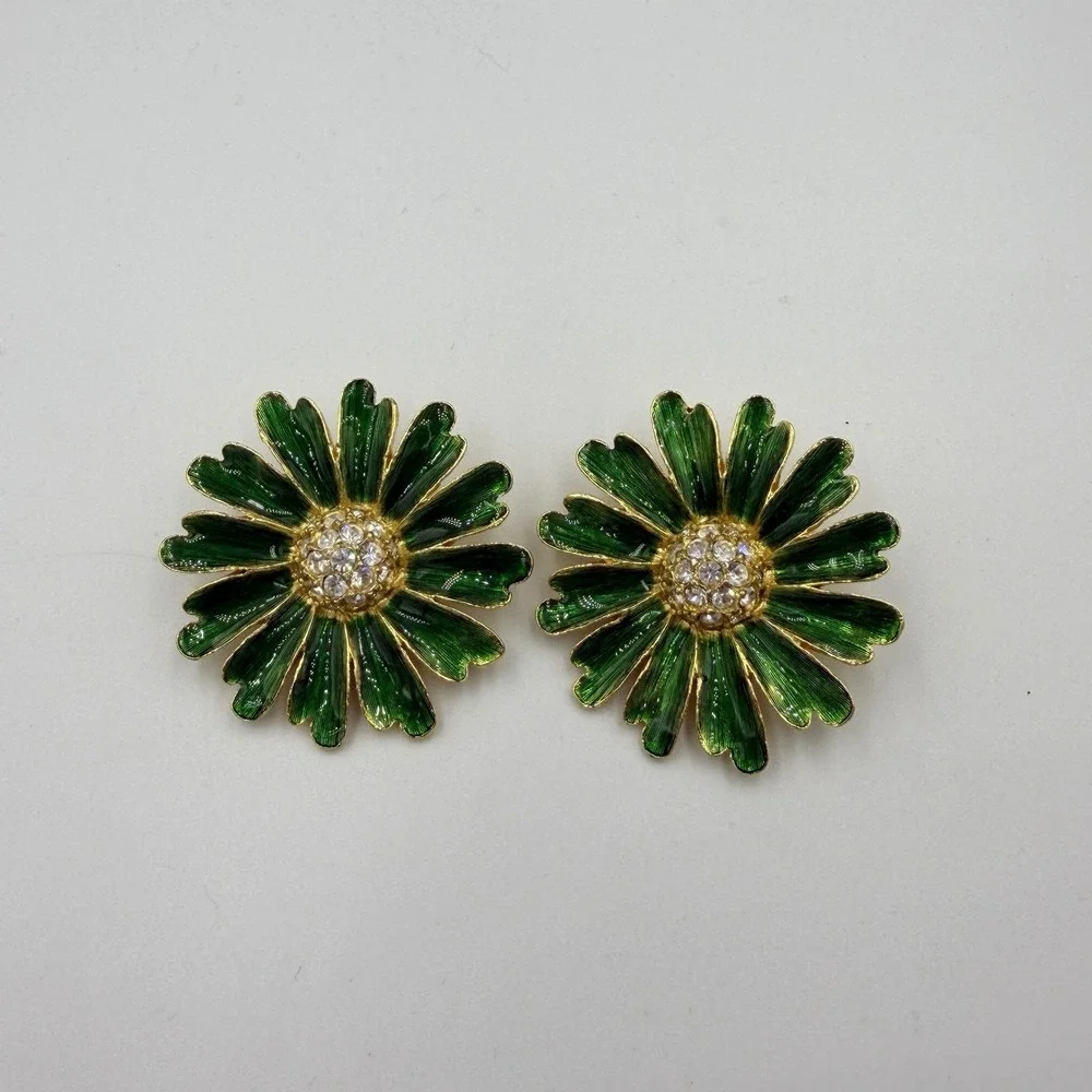 Vtg Sue Ellen Daisy Earrings Swarovski Crystal Green Flower Statement Retro NEW